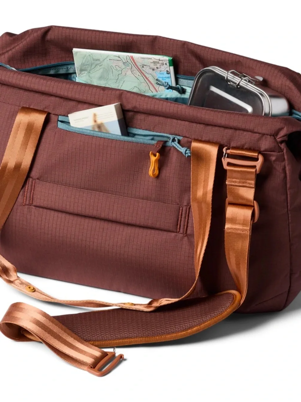 EUC cotopaxi Viaje 35L Travel Duffel Bag in Sepia with Removable Strap
